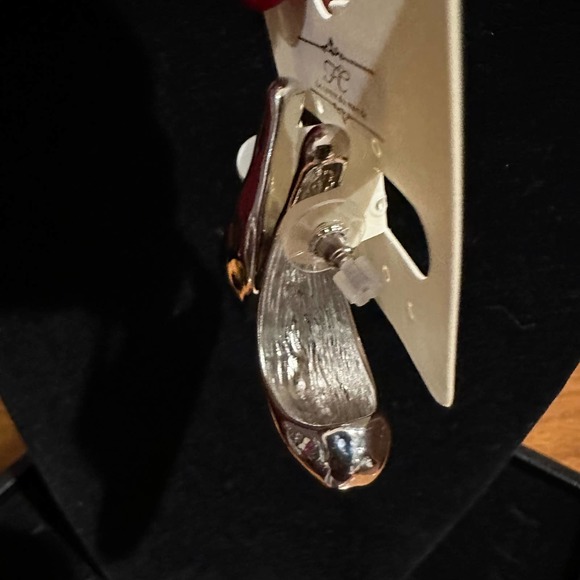 Silver Hammered Scoop Earrings, NWT - Picture 7 of 9